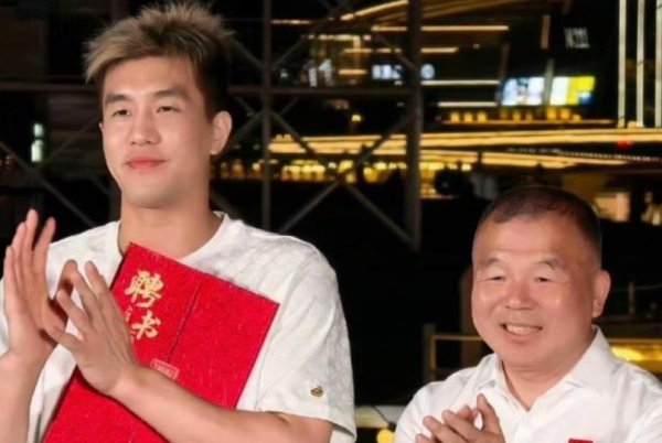 盈透科技 郭艾伦代言沈阳，市长亲自颁发证书；赵继伟和辽宁队达成续约意向